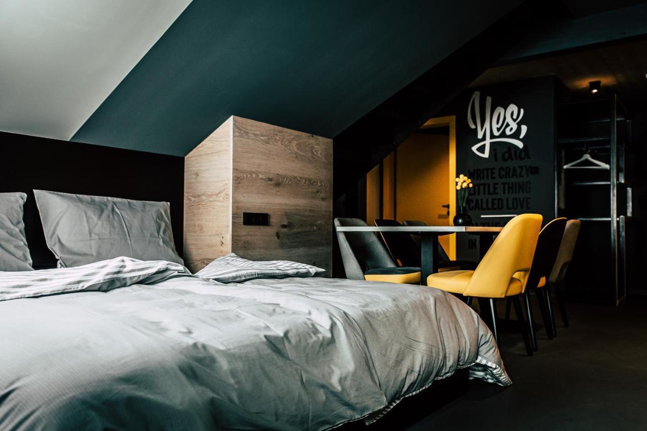 Boutique Apartments Old School Зёлль Экстерьер фото